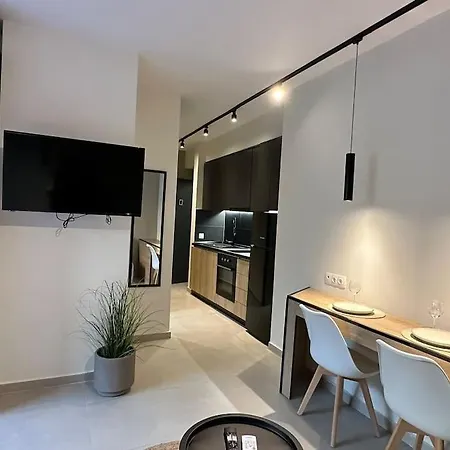 Downtown Living 3 Selanik