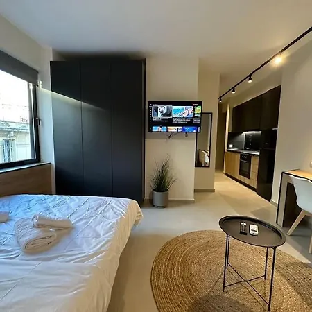 Downtown Living 3 Apartment