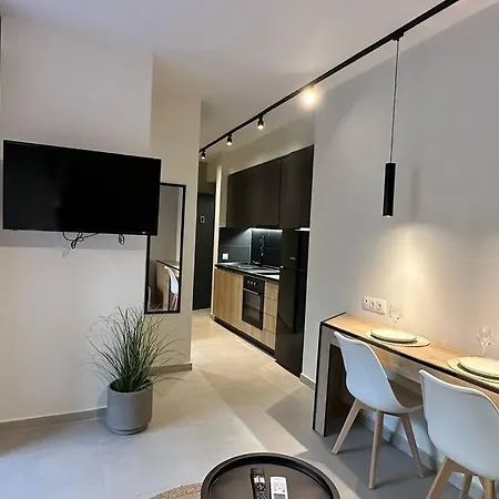 Downtown Living 3