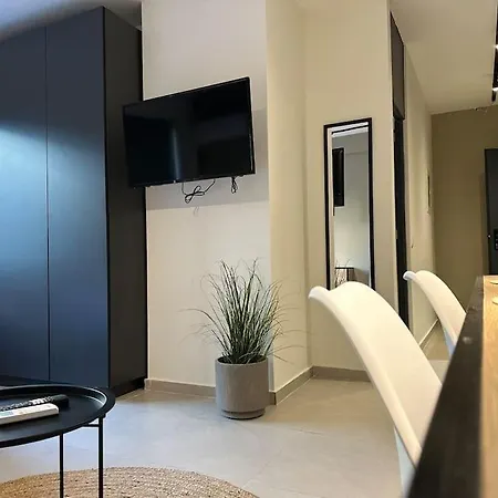 Downtown Living 3